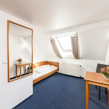 Antares Hotel 3*
