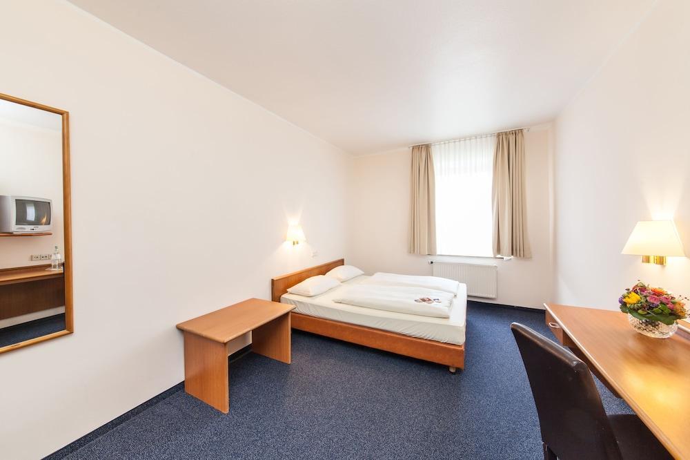 Antares 3* Düsseldorf