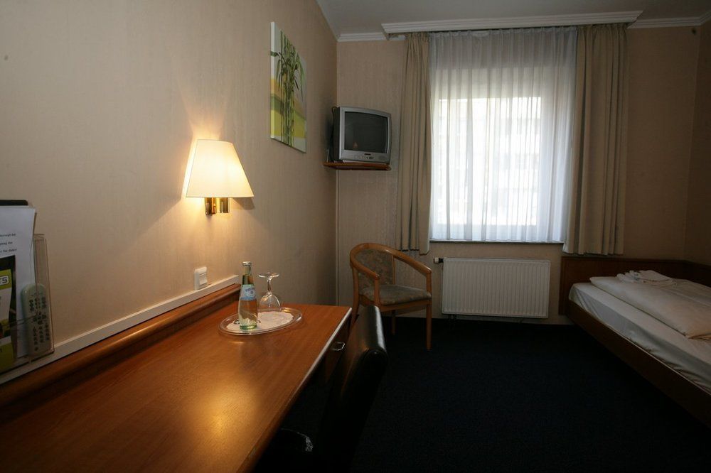 Hotel Antares Dusseldorf